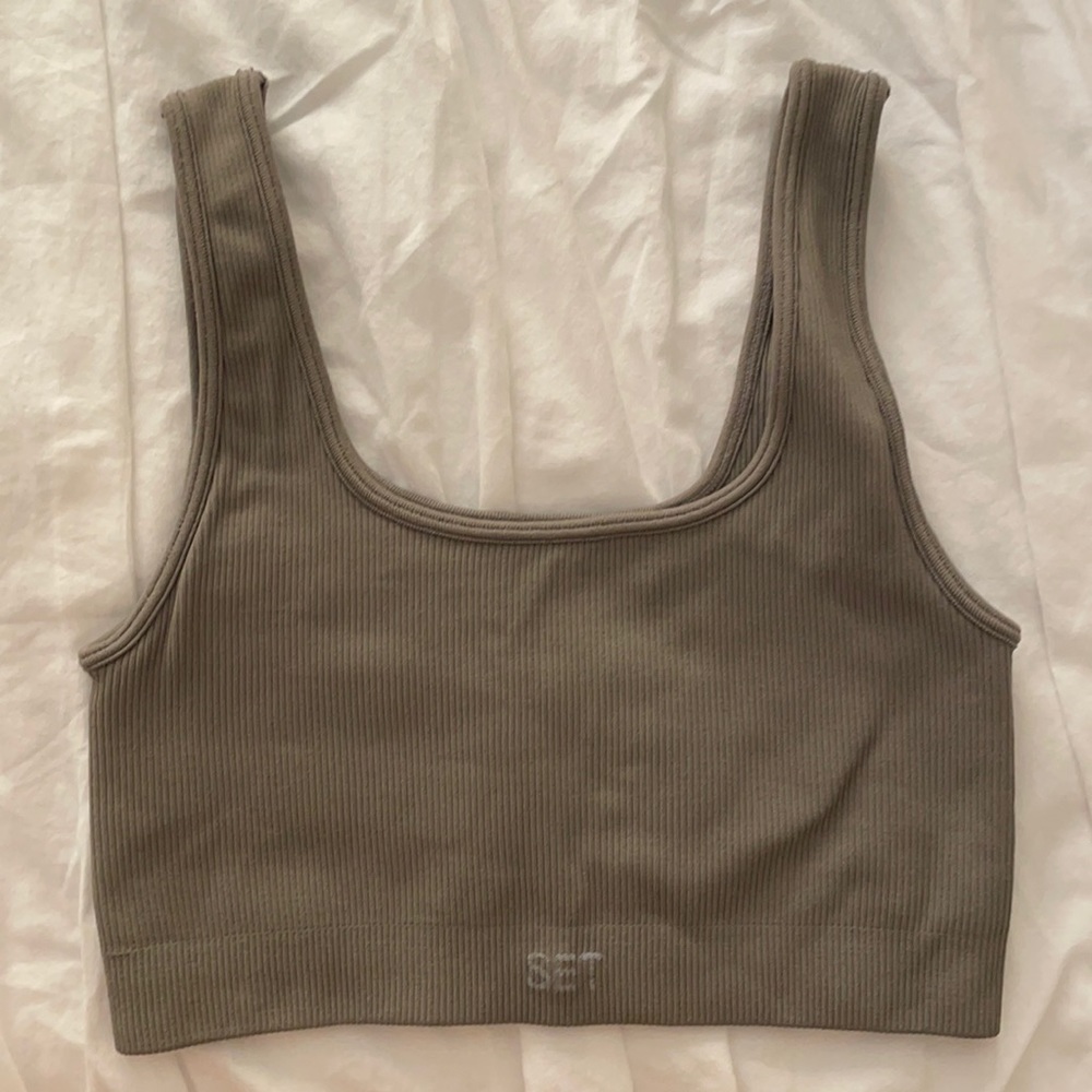 SETactive ribbed sports bra in XS/S! Dark grey